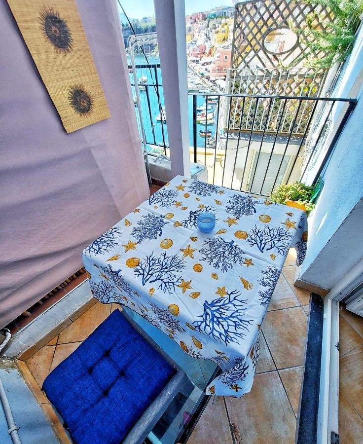 Ferienwohnung Monolocale Azzurro Procida Exterior foto