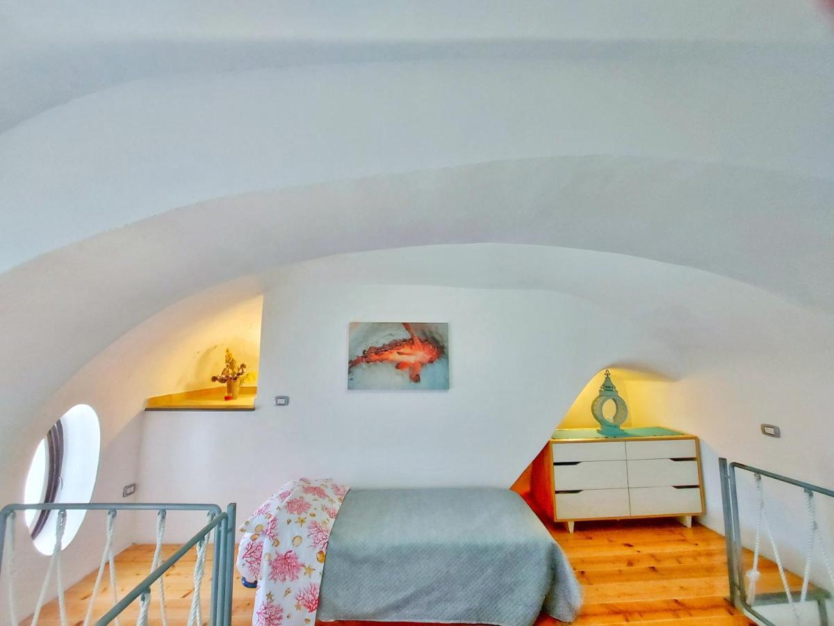 Ferienwohnung Monolocale Azzurro Procida Exterior foto