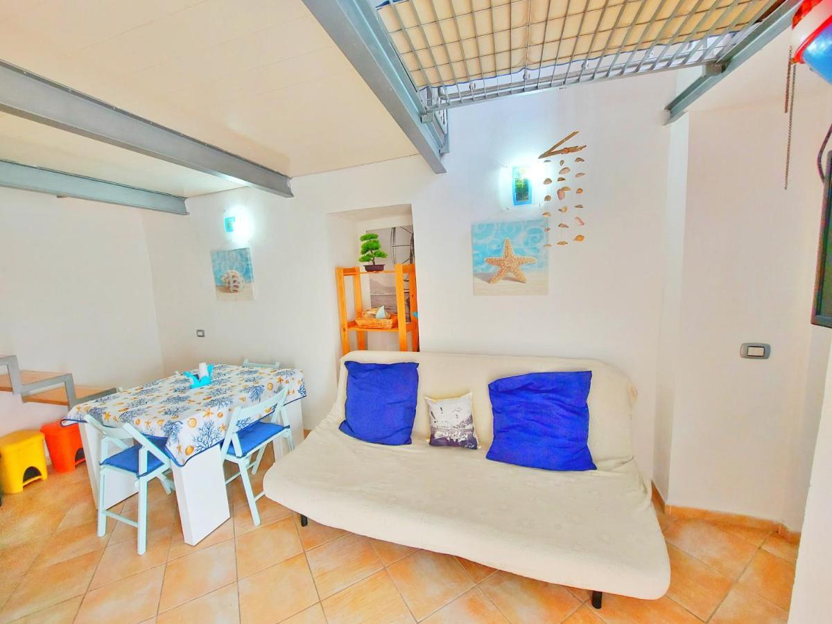 Ferienwohnung Monolocale Azzurro Procida Exterior foto